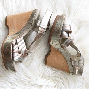 Donald J Pliner Doris Wedge Metallic Heels 6.5
